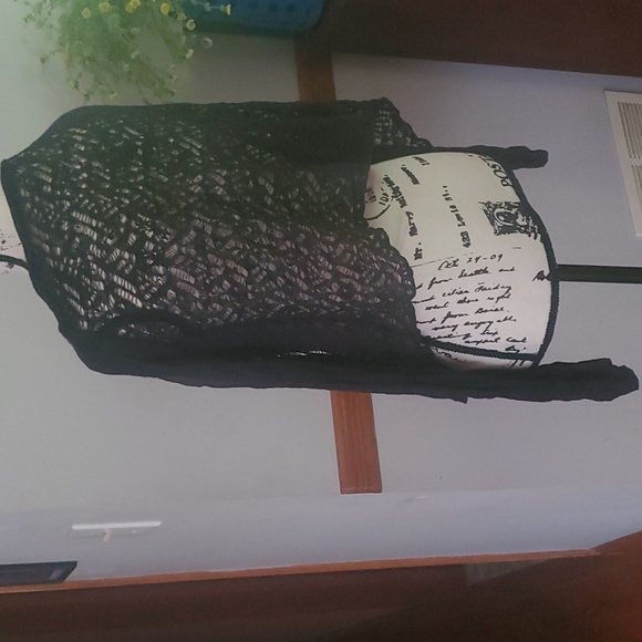 Lace like cardigan - Picture 2 of 3